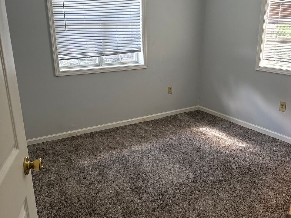 2nd image of 60 Hill Top Ln #4A