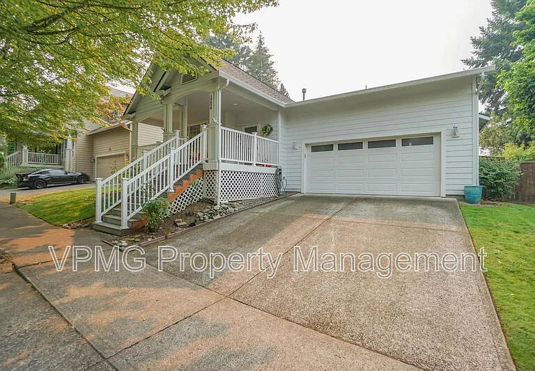 1204 NE 89th Ave — Photo 4