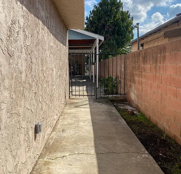 1939 Strozier Ave #A — Photo 17