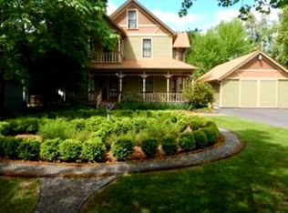 730 NW 2nd St, Grants Pass, OR