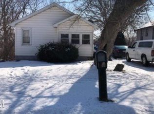 662 Homestead Dr, Pontiac, MI 48342