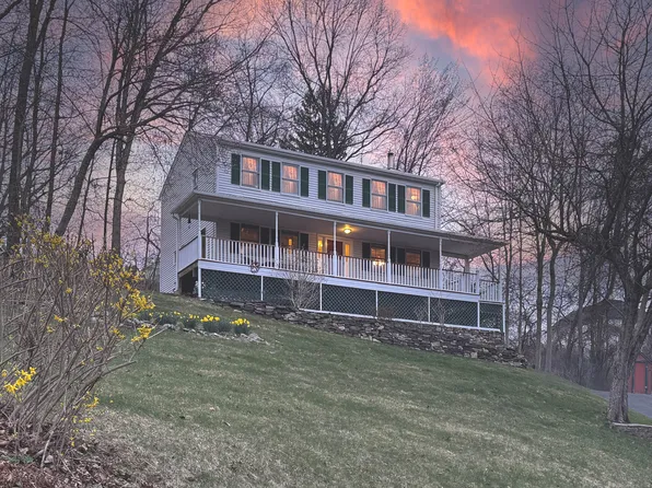 23 Candlewood Common, New Milford, CT 06776