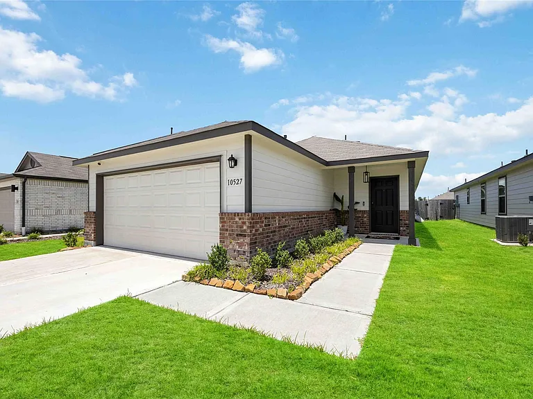 10527 Meadow Saffron Dr — Photo 2