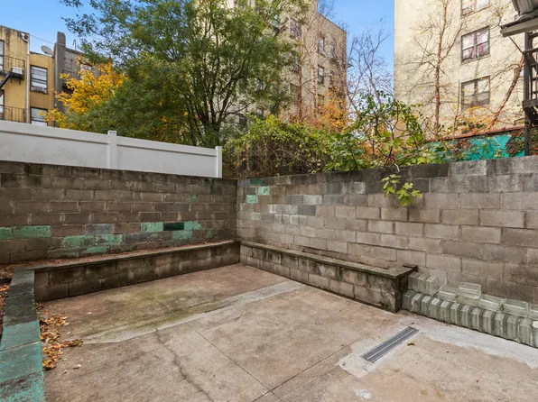 446 East 118th Street image 5 of 7