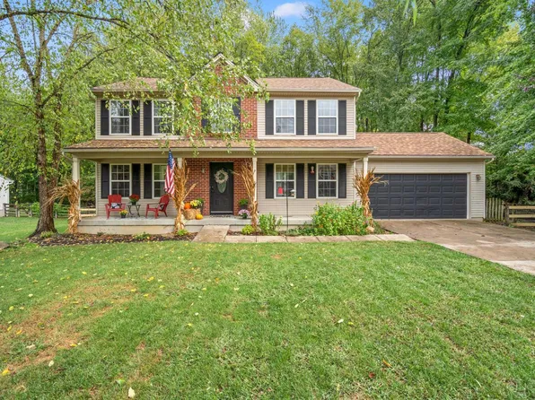 3472 Winter Holly Dr, Amelia, OH 45102