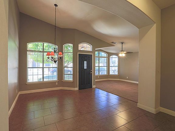 3rd image of 9941 W Tonopah Dr