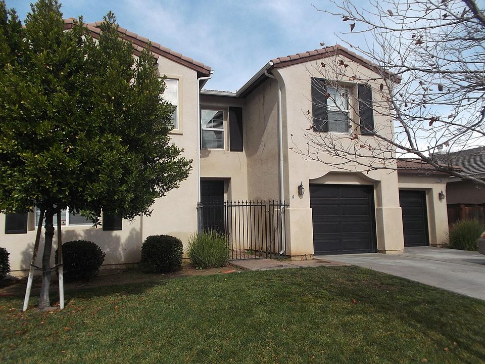 1st image of 27750 Gladstone Dr
