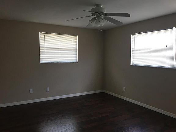 2nd image of 7626-B Winged Fort Dr