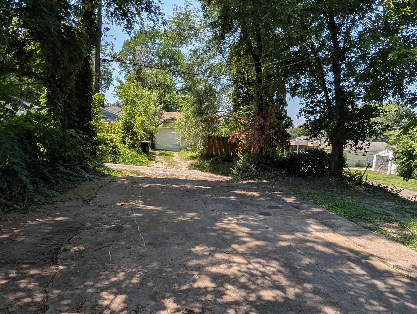 1901 Swygart Ave — Photo 3