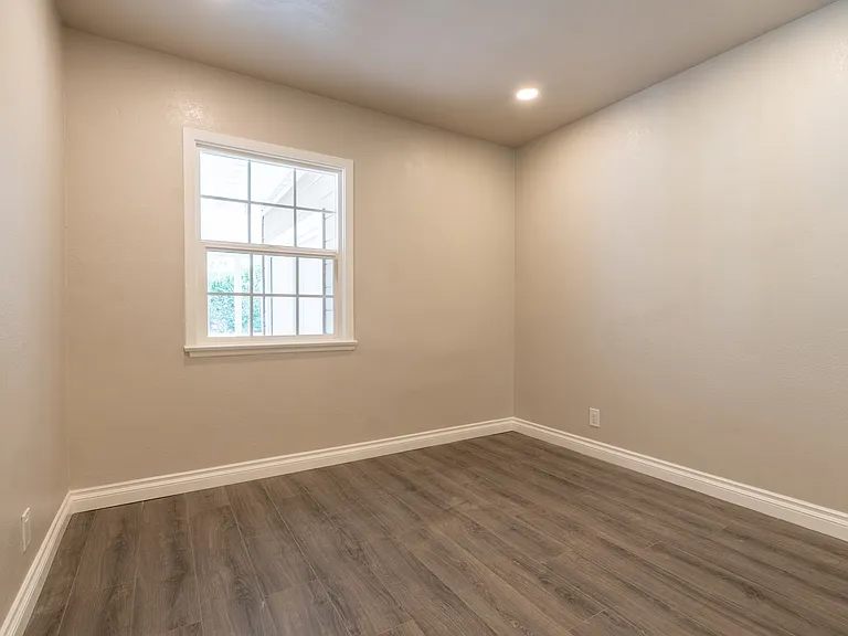 14043 Mystic St — Photo 14