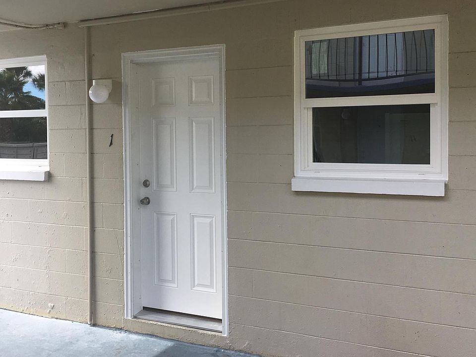 1st image of 406 Tyler Ave APT 1