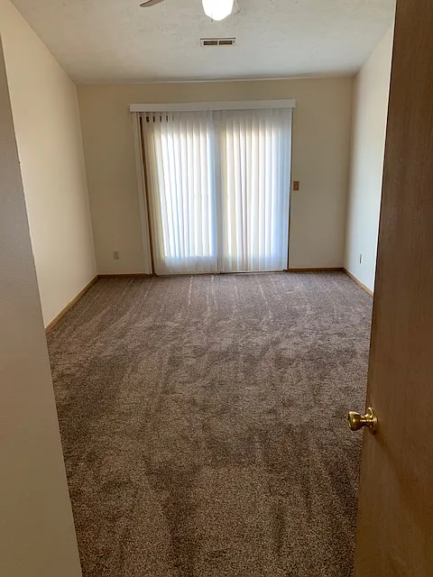 2 bed, $1,070 — Photo 4