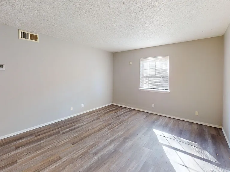Autumn Ridge Apartments — Photo 64
