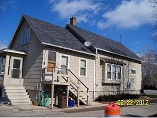 1st image of 917 Velp Ave