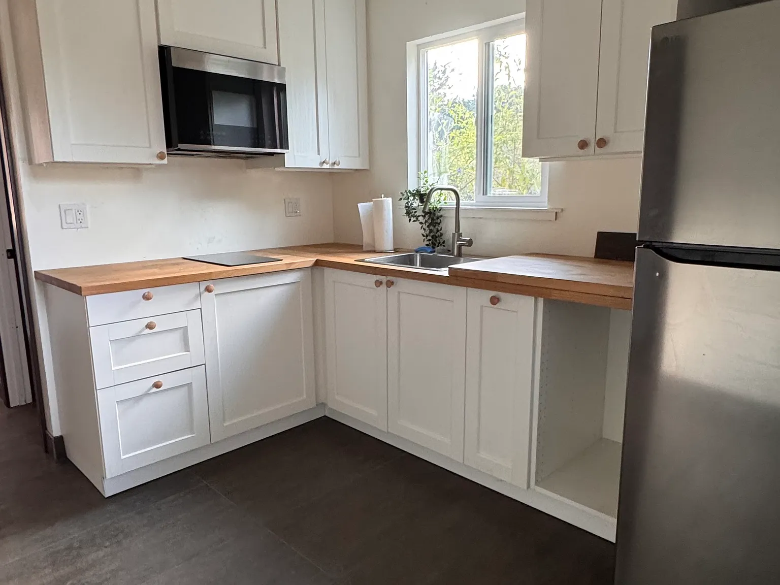 2 bed, 500 sqft, $3,595 — Photo 2