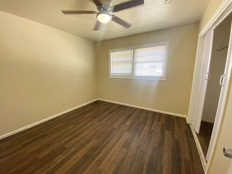 1710 E Dartmouth St — Photo 5