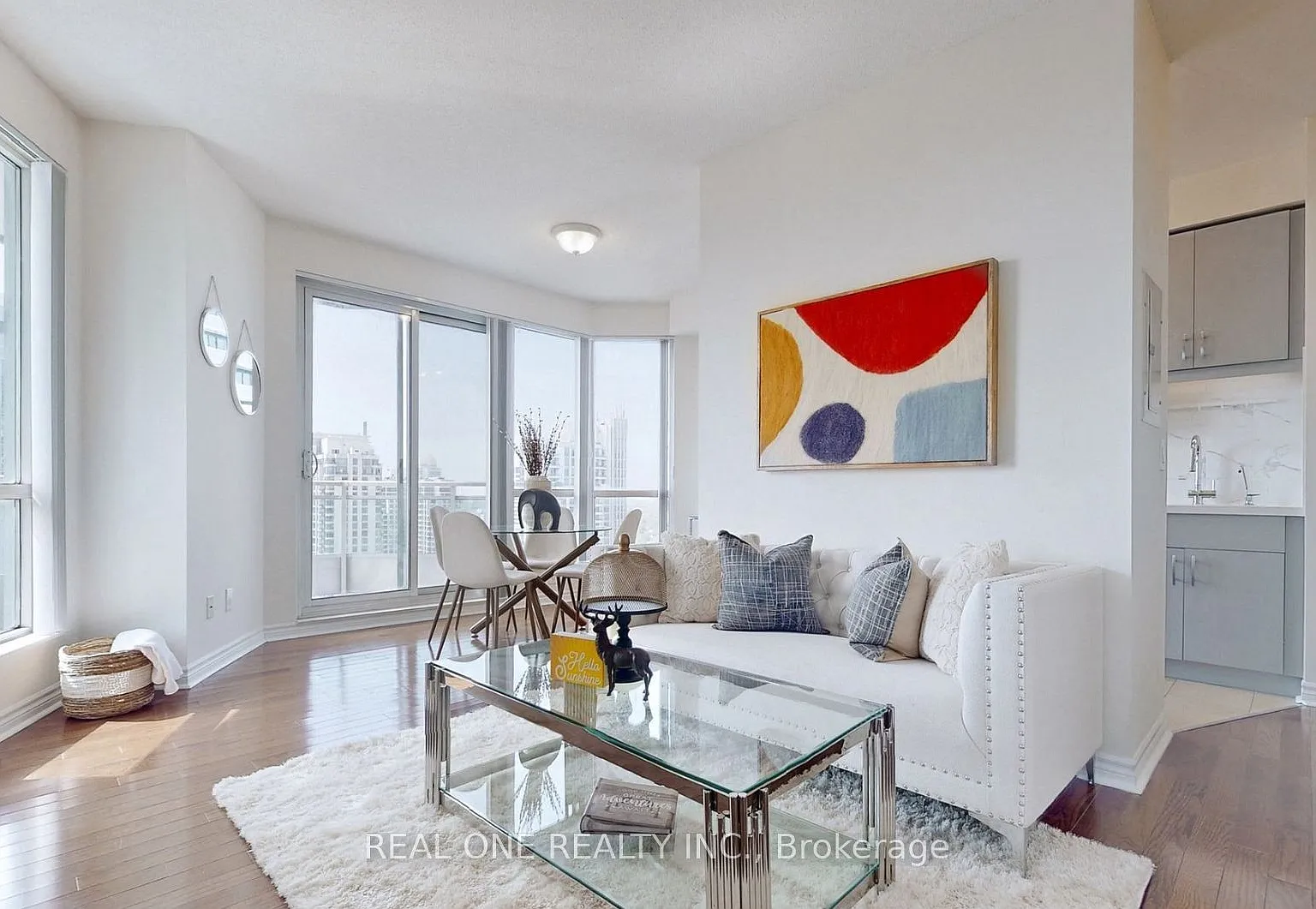 2 bed, $2,500 — Photo 2