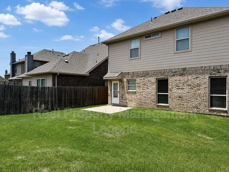 9929 Pronghorn Rd — Photo 25