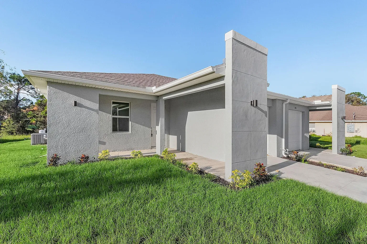 3 bed, 1200 sqft, $1,450 — Photo 1