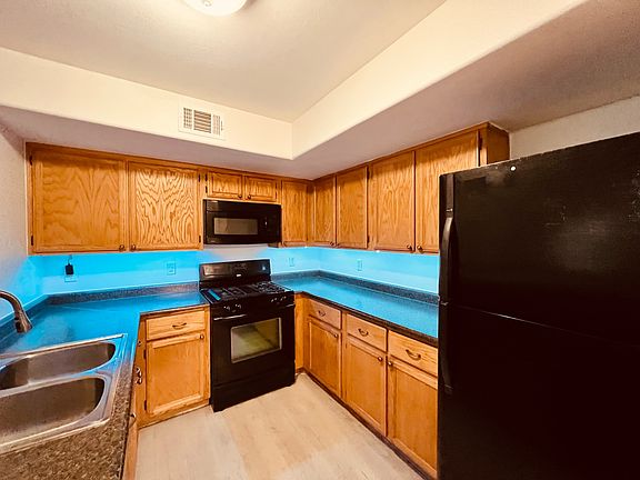 3rd image of 8450 Alta Dr Unit 131