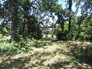 3rd image of 420 Briarwood Dr