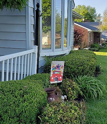 4th image of 121 Maplewood Dr
