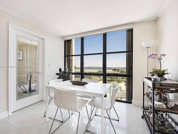 3rd image of 1915 Brickell Ave APT C408