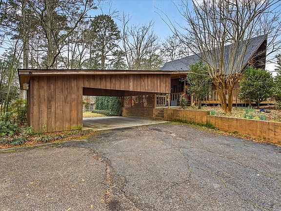 4th image of 422 Maxey Rd