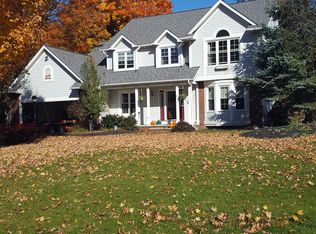 6783 Rockport Ln, Mentor, OH