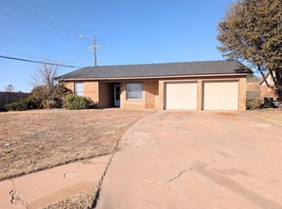 9616 Bangor Ave, Lubbock, TX 79424