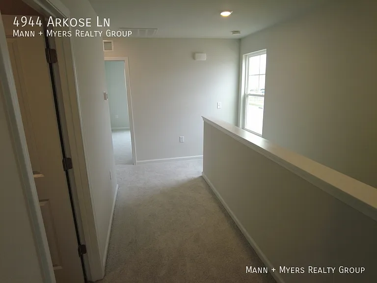 4944 Arkose Dr — Photo 21