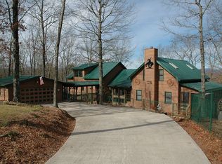 88 Wagon Tracks Rdg, Mineral Bluff, GA 30559