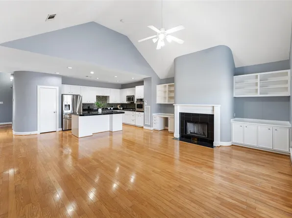 9822 Marlink Ln, Houston, TX 77025
