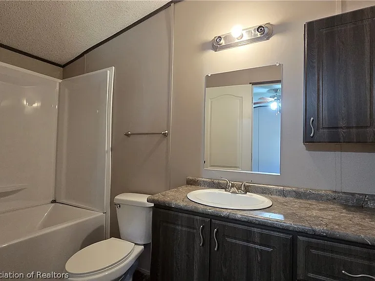44 Crawford Dr #15 — Photo 7
