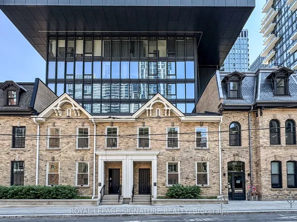 81 Shuter St, Toronto, ON M5B 1B3