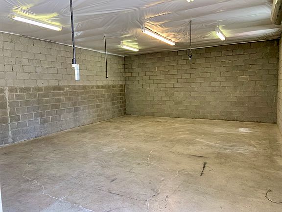 5th image of 1518 E Gila St Unit B
