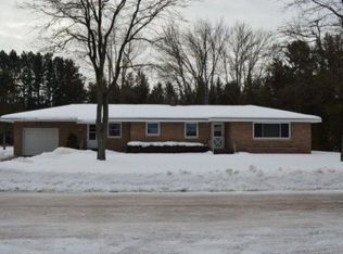 4027 Doolittle Dr, Stevens Point, WI 54481