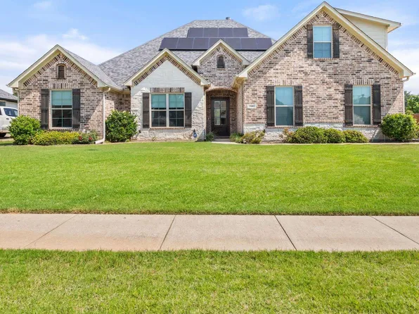 105 Nathan Dr, Chandler, TX 75758