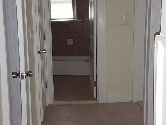 4th image of 496 Park Ave APT 10