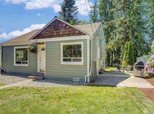 15521 Stone Ave N, Shoreline, WA 98133