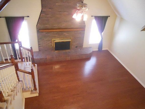 3rd image of 505 Wedgewood Dr