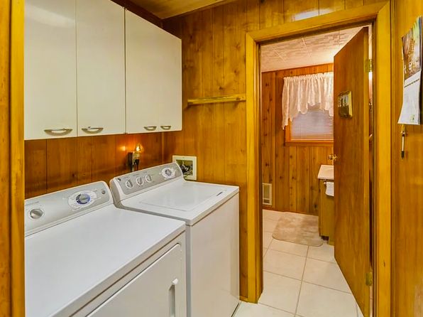 (undisclosed Address)