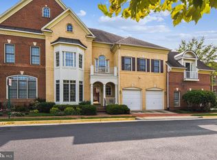 12739 Lavender Keep Cir, Fairfax, VA 22033