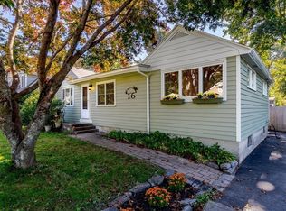 16 Long Lake Rd, Littleton, MA 01460