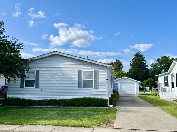 953 Daleann Ave, Dekalb, IL 60115