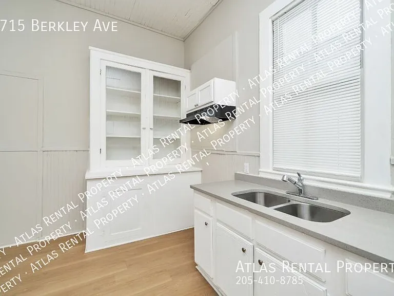 1715 Berkley Ave — Photo 19