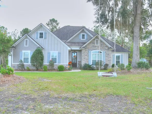 6013 Red Tail Dr, Hahira, GA 31632