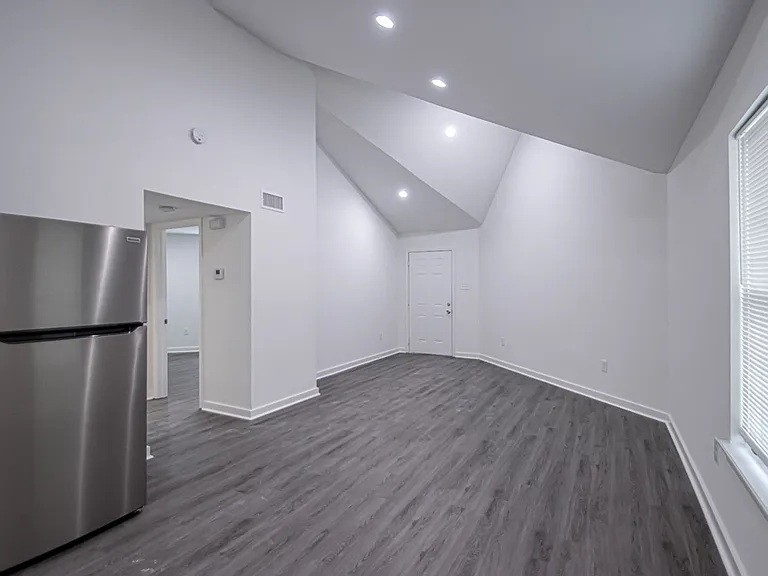 23 Towne Park Court — Photo 6
