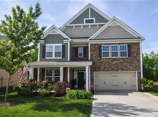 6922 Garamond Wood Dr, Charlotte, NC 28278