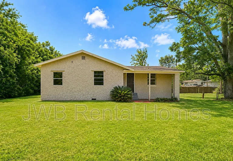 7957 Mattox Ave — Photo 1